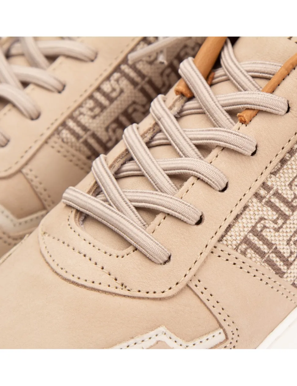 BRANDY Nobuck tierra - logo crudo