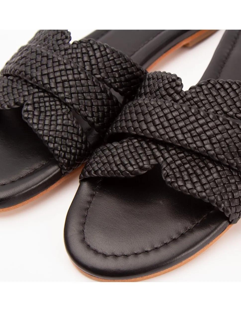 JACALA Napa trenzada negro